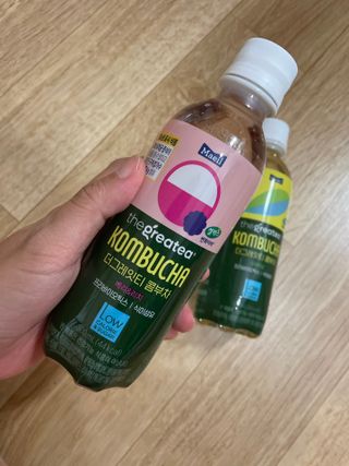 더그레잇티 콤부차 [매일유업] 더그레잇티 44kcal 콤부차 300ml *12개입 (오리지널 6개+베리리치 6개) — 5점을 준 리뷰어가 2023년 8월 올린 사용 사진