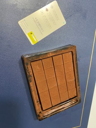 연말/새해선물 요즘 트렌드 오트밀크 생초콜릿 호불호 없는 카카올라 Bast 밀크생초콜릿 — 5점을 준 리뷰어가 2021년 10월 올린 사용 사진