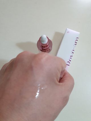 나우 [리브엠] 123억개 엑소좀으로 채운 눈부신 광채, 엑소코어 화이트닝 텐션 앰플 — 5점을 준 리뷰어가 2023년 8월 올린 사용 사진