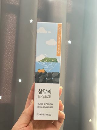 제주인디 삼달리 브리즈 바디&필로우 릴렉싱 미스트 제주 하귤 — 4.5점을 준 리뷰어가 2023년 2월 올린 사용 사진