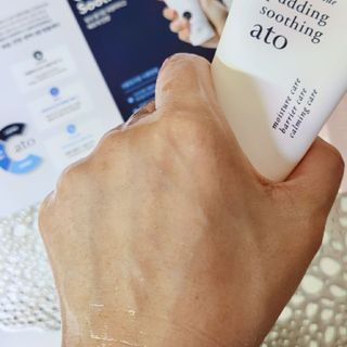 냉장고에 넣어요, 붉은 트러블 피부 다음날 진정되요 [버진팜스 푸딩수딩아토] — 5점을 준 리뷰어가 2021년 9월 올린 사용 사진