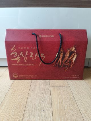 서울약사신협_프리미엄 6년근 홍삼진액_70mlx30포 — 5점을 준 리뷰어가 2021년 3월 올린 사용 사진