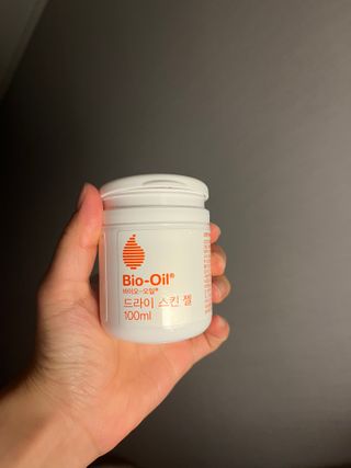 바이오오일 [바이오-오일] 드라이 스킨 젤 100ml — 5점을 준 리뷰어가 2021년 12월 올린 사용 사진