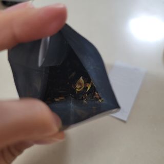 마시다 태양의 축복을 받은 프리미엄 수제 블렌딩 홍차, 골든에이지블랙티 — 5점을 준 리뷰어가 2021년 3월 올린 사용 사진