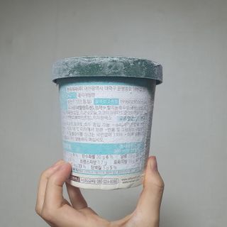 롯데제과 프리미엄 디저트, 나뚜루 피페리타 민트초코 — 5점을 준 리뷰어가 2021년 8월 올린 사용 사진