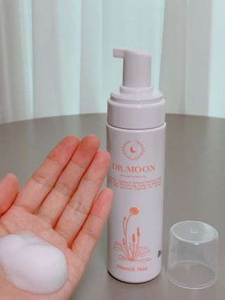 MF프리 [닥터문] 유산균 락토케어 질경초 여성청결제 200ml (폼타입) — 5점을 준 리뷰어가 2022년 9월 올린 사용 사진