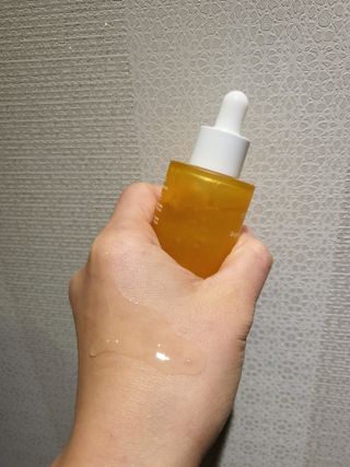 체르엠 스템앤셀 비타민 브라이트닝 에센스 30ml 1개 — 5점을 준 리뷰어가 2022년 2월 올린 사용 사진