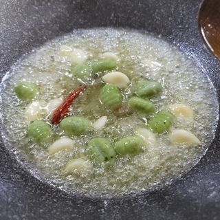 [테이스티나인][레디잇x부루마불] 감바스 뇨끼 460g — 5점을 준 리뷰어가 2022년 4월 올린 사용 사진