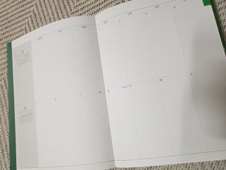 리훈 2023년 아이라이크 모눈 다이어리 미니달력 세트 — 5점을 준 리뷰어가 2022년 12월 올린 사용 사진