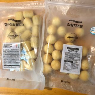 Dog&Ball 독앤볼 [Dog&Ball] 미니찹쌀볼도그 찹쌀치즈볼 — 5점을 준 리뷰어가 2021년 9월 올린 사용 사진