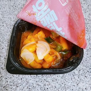 한성기업 무볼레 닭떡볶이+해물떡볶이 2종 세트 — 5점을 준 리뷰어가 2021년 9월 올린 사용 사진