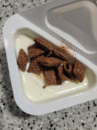 매일바이오 토핑요거트 — 5점을 준 리뷰어가 2021년 5월 올린 사용 사진