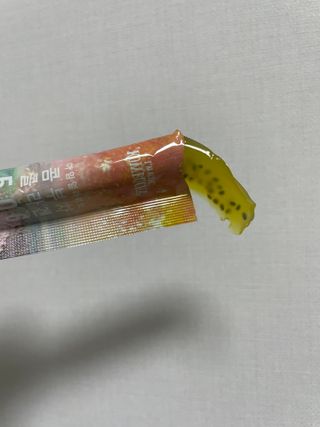 엘리샤코이 아임얼라이브 콤부차 콜라겐 506 스틱젤리 패션프루트 — 5점을 준 리뷰어가 2021년 7월 올린 사용 사진