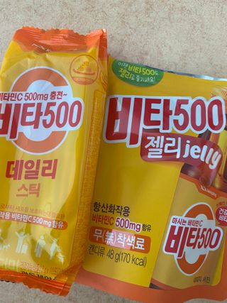 광동생활건강 [광동] 비타500데일리스틱 70포+쇼핑백+구미3개 — 3.5점을 준 리뷰어가 2021년 12월 올린 사용 사진