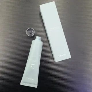 르핸스 퍼포밍 2 핸드&네일 비반트포렛/베티버포그 — 4.5점을 준 리뷰어가 2023년 3월 올린 사용 사진