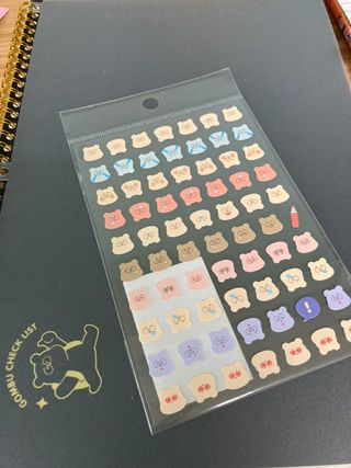 리훈 곰부 체크리스트+ 곰부 리무버블스티커 1장 — 5점을 준 리뷰어가 2021년 4월 올린 사용 사진