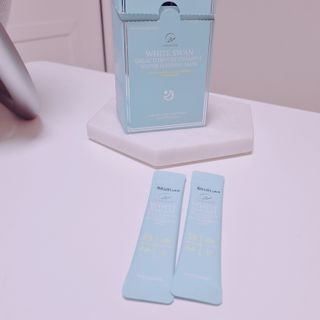 오투에니원 화이트 스완 갈락토미세스 비타민 C 워터 슬리핑 마스크 — 5점을 준 리뷰어가 2022년 12월 올린 사용 사진