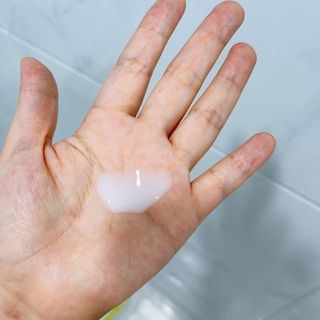 방방곳곳 편림초 마이크로바이옴 샴푸 — 4.5점을 준 리뷰어가 2022년 7월 올린 사용 사진