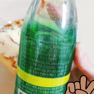 몽베스트 Montbest with Sparkling water Lemon OR Lime 20병(랜덤) — 5점을 준 리뷰어가 2022년 11월 올린 사용 사진