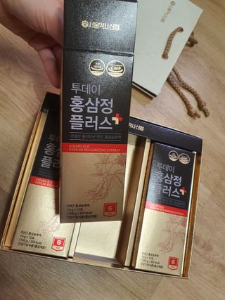 서울약사신협_투데이홍삼정플러스스틱_10g x 30포 — 5점을 준 리뷰어가 2021년 1월 올린 사용 사진