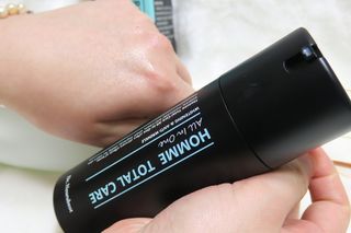 Dr.느루벗 느루벗 옴므 토탈 케어 올인원 118ml 남자 남성 스킨 로션 에센스 크림 화장품 — 5점을 준 리뷰어가 2021년 3월 올린 사용 사진