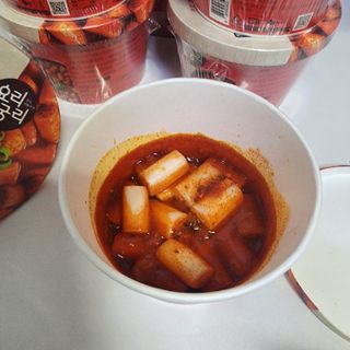 나우  [요리궁리] 매콤달콤 꽃떡볶이 6개입 세트 — 4점을 준 리뷰어가 2025년 1월 올린 사용 사진