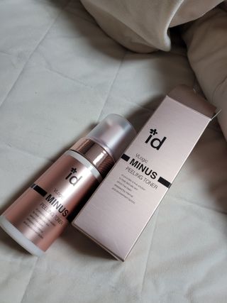 아이디플라코스메틱 아이디 브이로직 마이너스 필링 토너 110ml — 4점을 준 리뷰어가 2022년 1월 올린 사용 사진