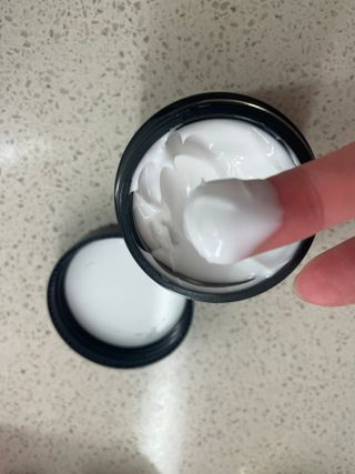 비프리코스메틱 뉴 프레쉬 크림 80ml — 5점을 준 리뷰어가 2023년 2월 올린 사용 사진