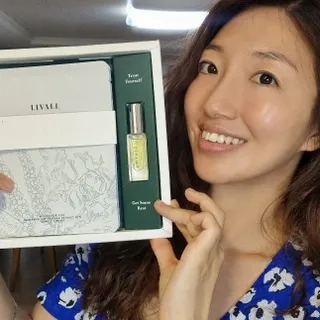 리브얼 | LIVALL 바이오셀룰로오스 마스크 레스트 앤 글로우 33ml  x 3개입 — 5점을 준 리뷰어가 2022년 6월 올린 사용 사진