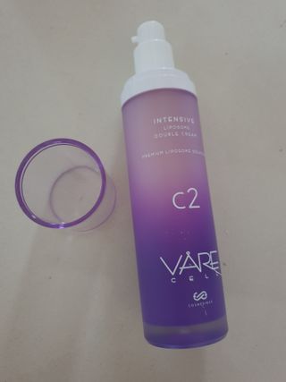 바르셀 주름개선 리프팅 영양크림 인텐시브 리포좀 더블크림-C2 50ml — 5점을 준 리뷰어가 2021년 11월 올린 사용 사진