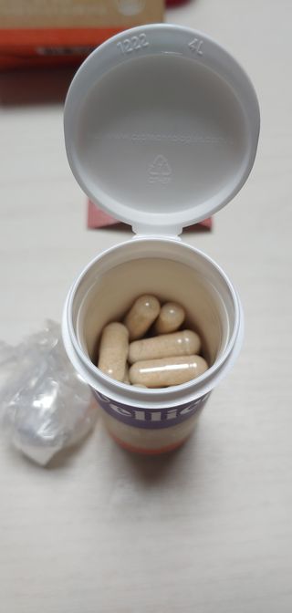 웰리카 더블유 100억 유산균 — 4.5점을 준 리뷰어가 2021년 1월 올린 사용 사진
