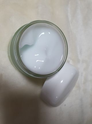 김정문알로에 큐어 큐어 알로에 리프레쉬 젤리 세럼, 큐어 알로에 하이드로 젤리 크림 — 5점을 준 리뷰어가 2021년 4월 올린 사용 사진