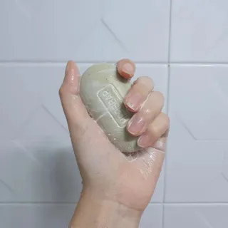 제이제이바이오 허브마사지바 올인원 알약비누 — 5점을 준 리뷰어가 2022년 3월 올린 사용 사진