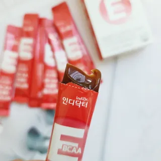 [인디닥터] 타이탄 BCAA 프로틴 젤리스틱 — 5점을 준 리뷰어가 2022년 5월 올린 사용 사진