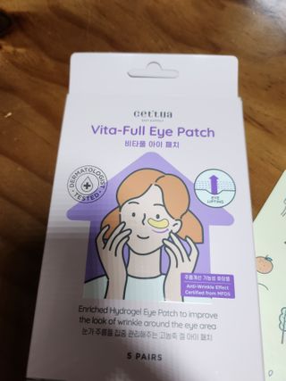 세뚜아(Cettua) 나우[세뚜아] 비타풀 아이 패치 Cettua Vita-Full Eye Patch — 5점을 준 리뷰어가 2024년 3월 올린 사용 사진