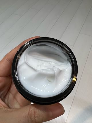 비프리코스메틱 뉴 프레쉬 크림 80ml — 4.5점을 준 리뷰어가 2023년 2월 올린 사용 사진