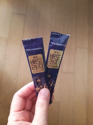 광동생활건강 나우 [광동] 배도라지 쌍화스틱 10mL x 100포 — 5점을 준 리뷰어가 2022년 12월 올린 사용 사진