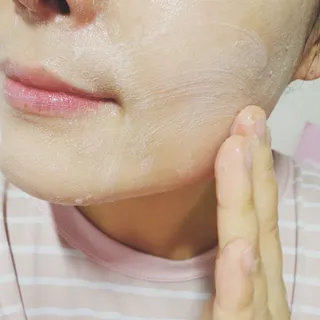 아이토리 시카 앰플 더블 클렌저 — 3점을 준 리뷰어가 2023년 2월 올린 사용 사진