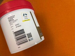 Swisse 스위스 고함량 프로폴리스 2,000mg 210정 — 3점을 준 리뷰어가 2021년 11월 올린 사용 사진