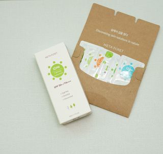 메타포레 12PM  카밍 선스크린 — 5점을 준 리뷰어가 2021년 8월 올린 사용 사진