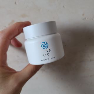 AYU25[아유트웬티파이브]다마스크로즈워터 베이스 천연 수분 촉촉 크림 — 4점을 준 리뷰어가 2021년 4월 올린 사용 사진
