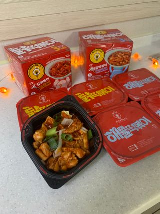 한성기업 무볼레 닭떡볶이+해물떡볶이 2종 세트 — 5점을 준 리뷰어가 2021년 10월 올린 사용 사진
