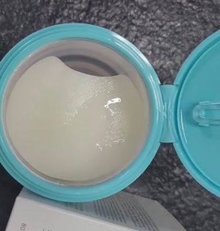 리더스코스메틱 리더스 카밍 바이오틱스 퀵 수딩 패드 — 4점을 준 리뷰어가 2022년 4월 올린 사용 사진