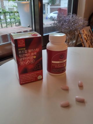 웨일섬 프리미엄 로즈힙 엘라스틴 링곤베리 퓨레 글루타치온 정 — 5점을 준 리뷰어가 2023년 7월 올린 사용 사진
