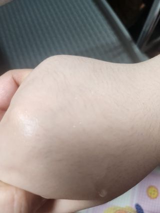 제주인디 카멜리아 바이탈 리치크림 (이너보틀 에디션) — 5점을 준 리뷰어가 2023년 4월 올린 사용 사진