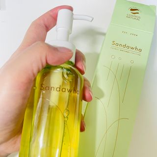 스킨큐어 산다화 순한 클렌징 동백 오일 200ml — 5점을 준 리뷰어가 2023년 4월 올린 사용 사진