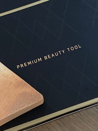 툴앤썸 로즈골드 에디션 치크or쉐딩 브러시+밀키 내추럴 스펀지+호빵 곤약 스펀지 — 4점을 준 리뷰어가 2021년 2월 올린 사용 사진