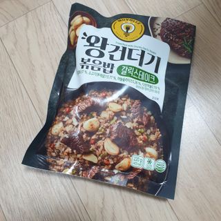 한성기업 무볼레 왕건더기 볶음밥 갈릭스테이크 — 5점을 준 리뷰어가 2021년 11월 올린 사용 사진
