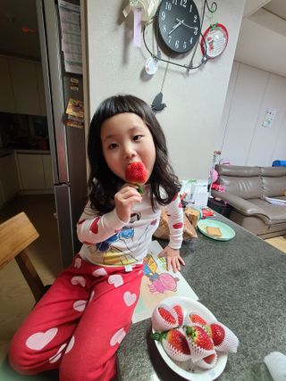 옳음 딸기 논산 설향 딸기 900g 산지직송 — 5점을 준 리뷰어가 2021년 1월 올린 사용 사진