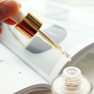 자민경 크레마카라콜 울트라 90 프로폴리스 앰플 — 5점을 준 리뷰어가 2021년 2월 올린 사용 사진